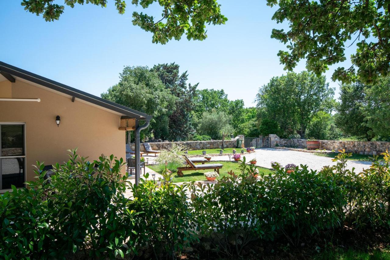 הוילה רוביני Old Oak Holiday House מראה חיצוני תמונה